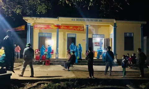 Hơn 200 học sinh và giáo viên mắc Covid-19 sau mấy ngày nghỉ Tết