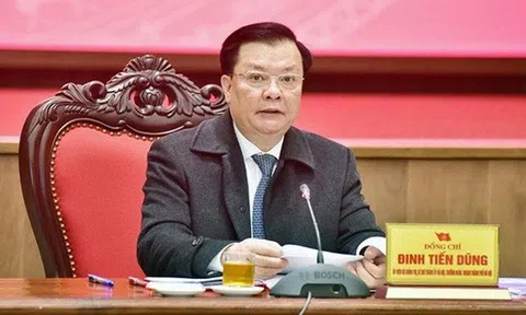 Hà Nội tặng đội tuyển bóng đá nữ Việt Nam 1 tỷ đồng