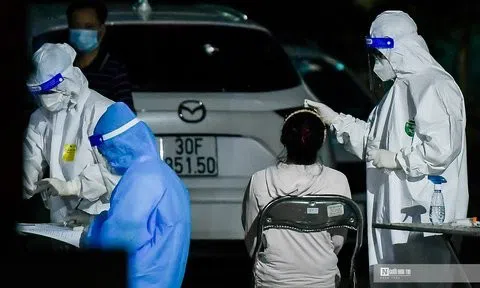 Ngày 9/2, ghi nhận 23.956 ca Covid-19, có 16.608 ca cộng đồng