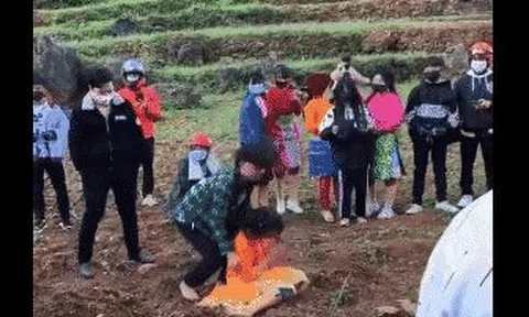 Hà Giang xác minh thông tin bé gái H'Mông đang đi chơi Tết bất ngờ bị 'bắt về làm vợ'