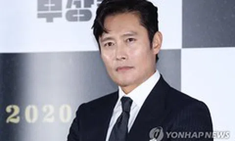 Lee Byung Hun mắc Covid-19