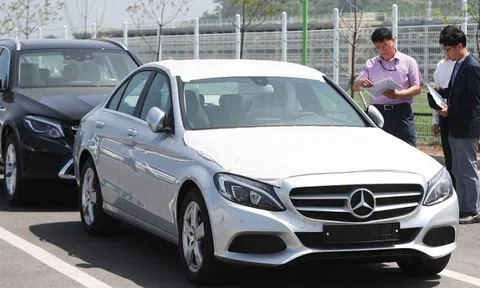 Lặp lại sai lầm của Volkswagen, Mercedes bị phạt gần 17 triệu USD