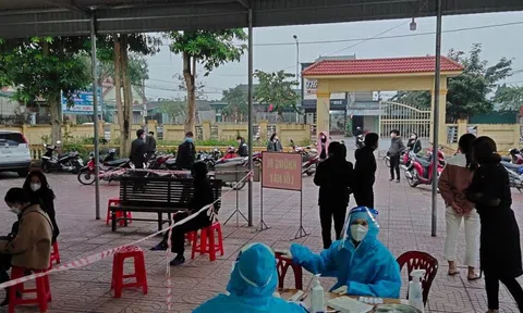 Hà Tĩnh: Hơn 300 người mắc Covid-19, huyện Nghi Xuân truy vết 1.300 F1