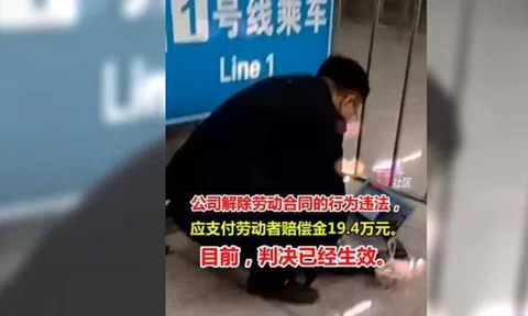 Chàng trai kiện công ty vì bị sa thải vì "không làm việc online trong thời gian nghỉ Tết"