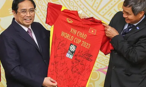 Thủ tướng Phạm Minh Chính: Tôi gọi các nữ tuyển thủ là những “cô gái kim cương”