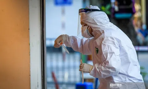 Hà Nội ghi nhận 2.981 ca Covid-19 trong ngày 12/2