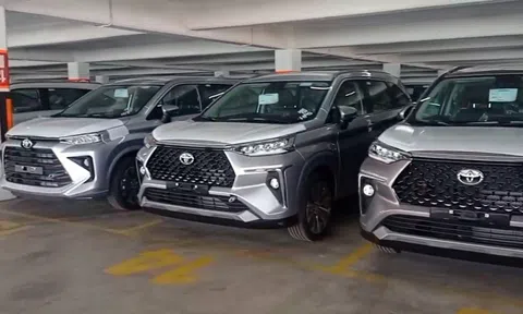 Lô xe Toyota Avanza, Veloz 2022 lên đường về Việt Nam