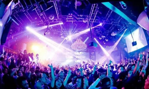 Cân nhắc, bổ sung quy định mở lại karaoke, vũ trường