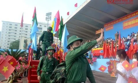 Khánh Hòa: Hơn 2.100 thanh niên lên đường nhập ngũ