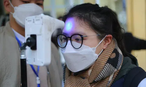 Hà Nội quyết định cho học sinh lớp 1 đến lớp 6 nội thành đi học từ 21/2