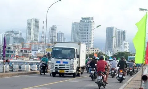 Khánh Hòa: Số người không có giấy phép lái xe mô tô còn rất lớn