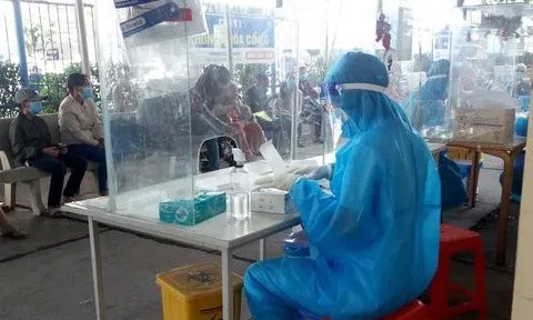 Khánh Hòa ghi nhận hơn 1.200 ca nhiễm Covid-19 trong ngày 22/2