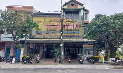 Cơm gà Bà Luận ở Quảng Nam bị tố "chặt chém", giá cả không rõ ràng