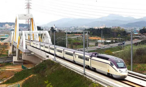 Bộ Giao thông vận tải nói gì về làm đường sắt tốc độ cao Bắc - Nam?