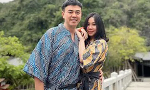 Nhan sắc người vợ kín tiếng của MC Tuấn Tú