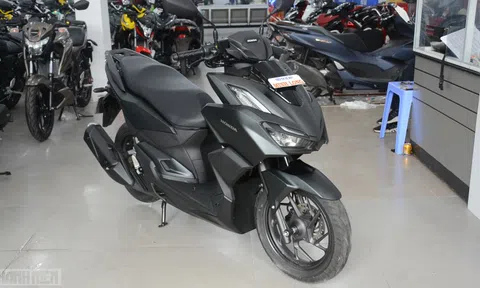 Cận cảnh Honda Vario 160 nhập từ Indonesia vừa về Việt Nam
