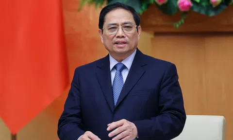 Thủ tướng Phạm Minh Chính: Tiến tới xem Covid-19 là bệnh đặc hữu