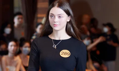 Hôn thê của Bùi Tiến Dũng rạng rỡ đi casting show