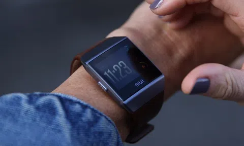 Hơn 100 người bị bỏng cổ tay vì đồng hồ thông minh