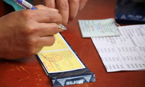 Thêm quyền lợi mà người mua bảo hiểm ô tô, xe máy cần biết