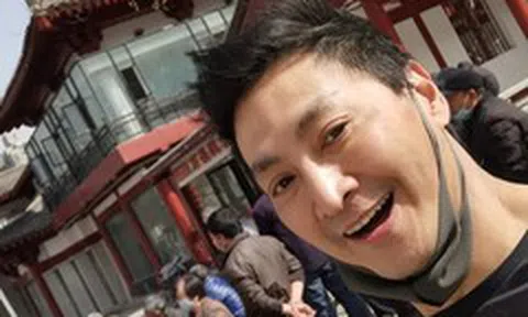 ‘Triển Chiêu’ Hà Gia Kính tuổi 63 được khen trẻ như thanh niên