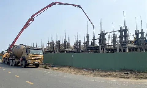 Ba huyện ở TPHCM lên thẳng thành phố: Không dễ