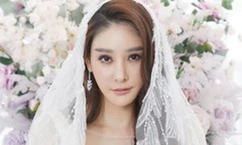 Những hình ảnh đầu tiên trong tang lễ diễn viên 'Chiếc lá cuốn bay'