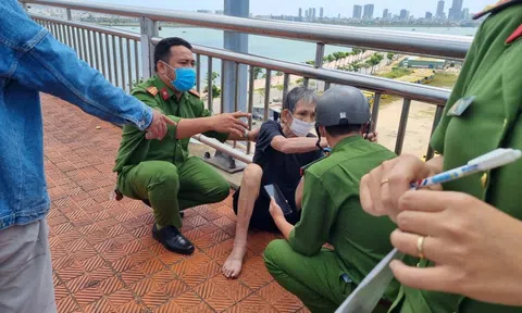 Cụ ông 86 tuổi lên cầu tự tử để 'không làm phiền con cháu'