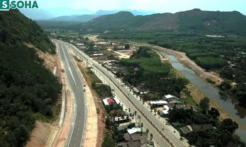 Tại sao tuyến cao tốc hơn 11.000 tỉ đồng nối Đà Nẵng - Huế chưa thể thông xe?