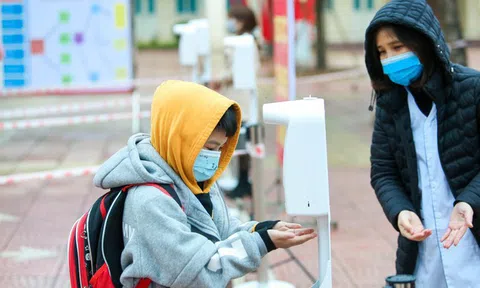 Bộ trưởng Nguyễn Kim Sơn: Kiên trì mục tiêu đưa học sinh đi học trở lại