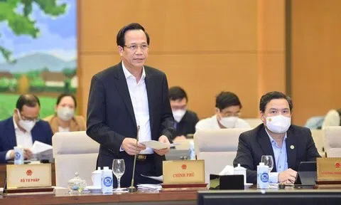 Xem xét tăng giờ làm nhằm phục hồi kinh tế