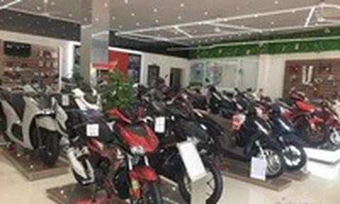 Giá xe máy tháng 3, Honda SH bất ngờ tăng hơn chục triệu gây sốticon
