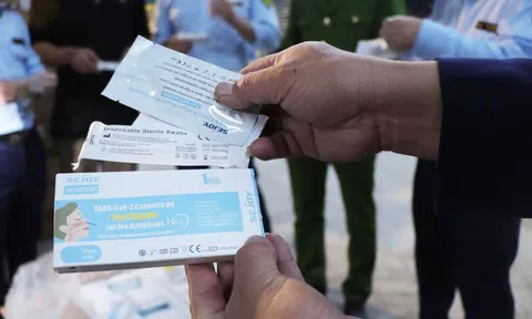 Phát hiện lô kit test Covid-19 và thuốc tân dược trên 10 tỉ đồng nhập lậu