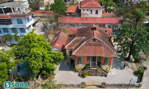 Cận cảnh biệt thự Pháp cổ trên đất vàng có thể được 'thần đèn' di dời ở Huế