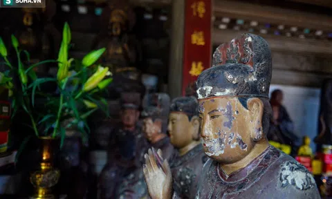 Các vị La Hán chùa Tây Phương đang xuống cấp nghiêm trọng, bong tróc hết lớp sơn son