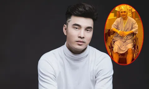 Ưng Hoàng Phúc: Thời hoàng kim tiền cát-sê đựng trong bao tải