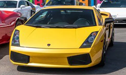 Cận cảnh hàng hiếm Lamborghini Gallardo đời đầu tại Việt Nam
