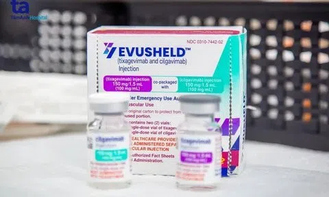 Bộ Y tế: Evusheld là thuốc, không phải là “siêu vắc-xin”