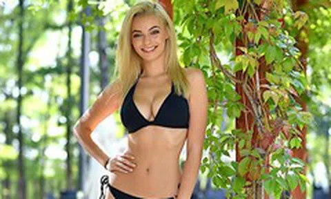 Vẻ nóng bỏng của Tân hoa hậu Thế giới Karolina Bielawska