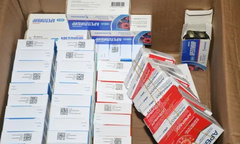 Thu hàng ngàn hộp thuốc điều trị Covid-19, hậu Covid-19 trị giá hàng tỉ đồng