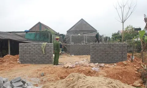 Cấp tốc xây nhà, trồng cây chờ đền bù dự án cao tốc Bắc - Nam đi qua