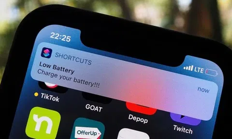 Người dùng phàn nàn iOS 15.4 gây tốn pin