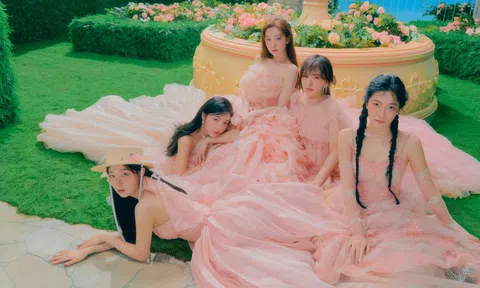 Album mới của Red Velvet ‘thâu tóm’ các bảng xếp hạng