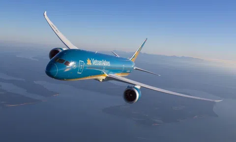 Vietnam Airlines tạm dừng bay đến Nga