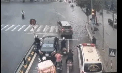 Vụ ô tô "vượt đèn đỏ nhường đường xe cấp cứu" bị phạt nguội: Thông tin bất ngờ