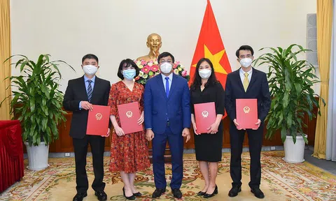 Bộ Ngoại giao điều động, bổ nhiệm lãnh đạo cấp Vụ