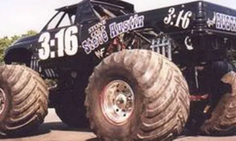 10 chiếc xe kỳ lạ nhất của các siêu sao đấu vật Mỹ