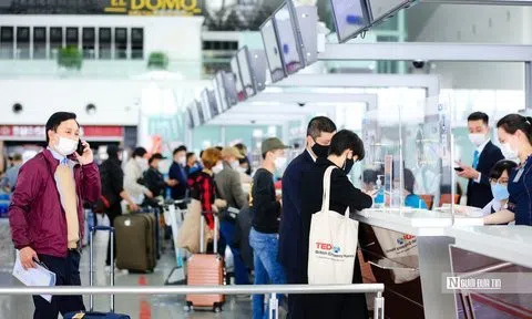 Khách bay quốc tế tăng nhanh sau 3 tháng hàng không mở lại