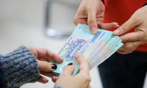 Tiền thưởng người lao động dịp lễ 30/4 và 01/5 năm nay được tính thế nào?