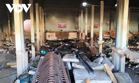 Cháy tại Khu Công nghiệp Hòa Hiệp ở Phú Yên